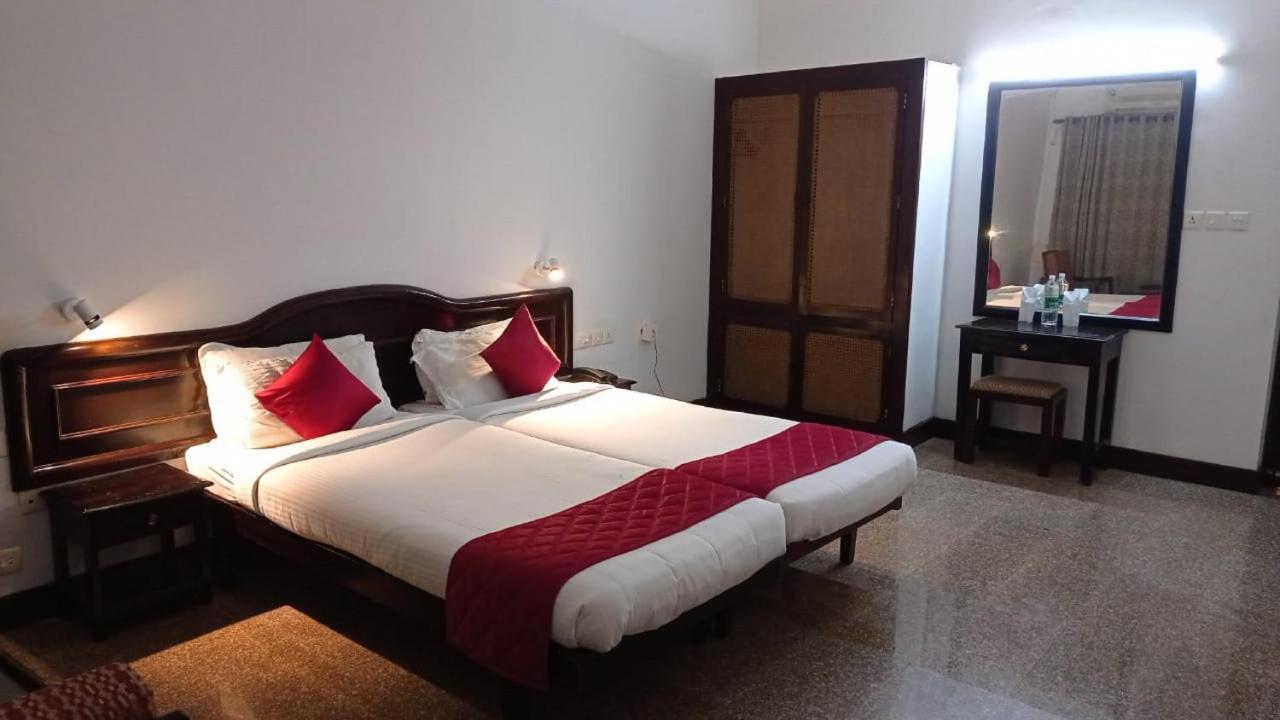 Seaface Beach Resort Kovalam Rom bilde